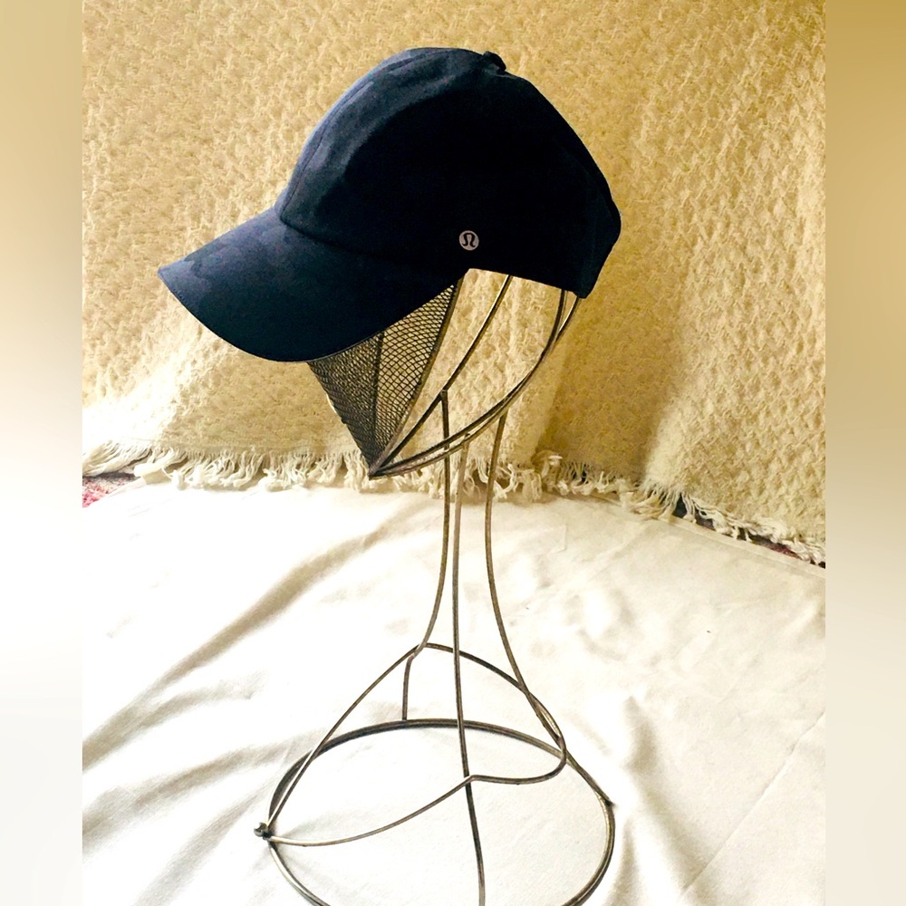 Lululemon ball cap